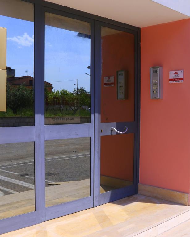 Amira Luxury Apartments Santa Maria Capua Vetere Luaran gambar